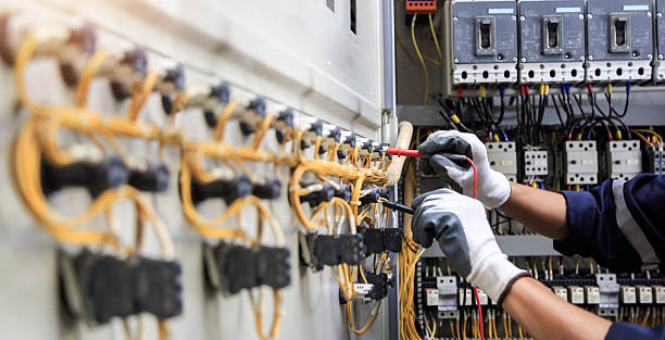 Professional Electrician technician working in Bristol, WI